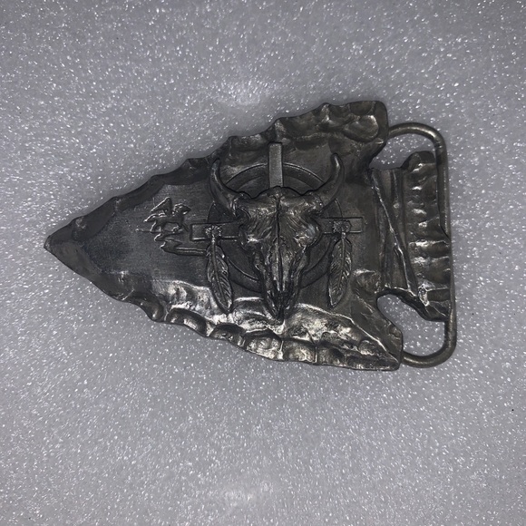arrowhead belt buckle